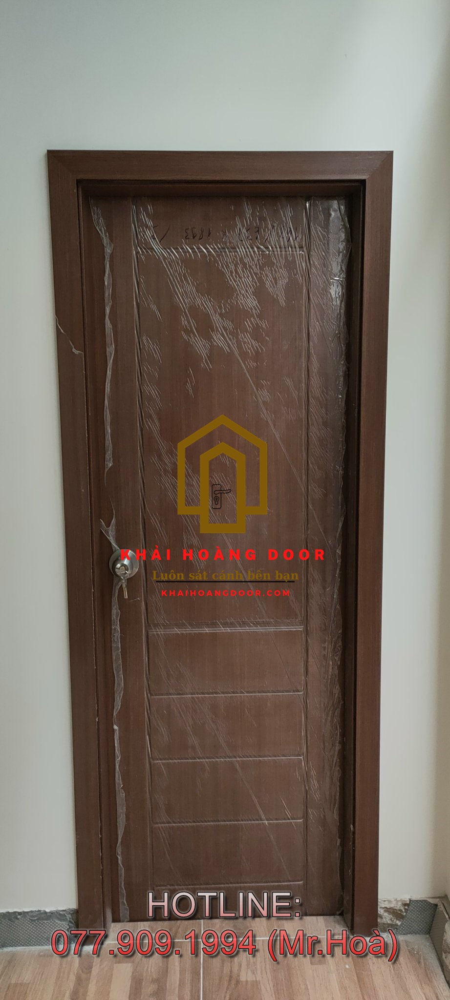 Cửa Nhựa giả gỗ tại quận 9